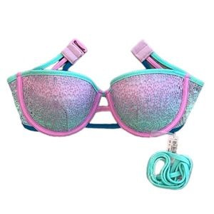 NWT VICTORIA’S SECRET SWIM Woman’s Bikini Top With Removable Strap Size 32D